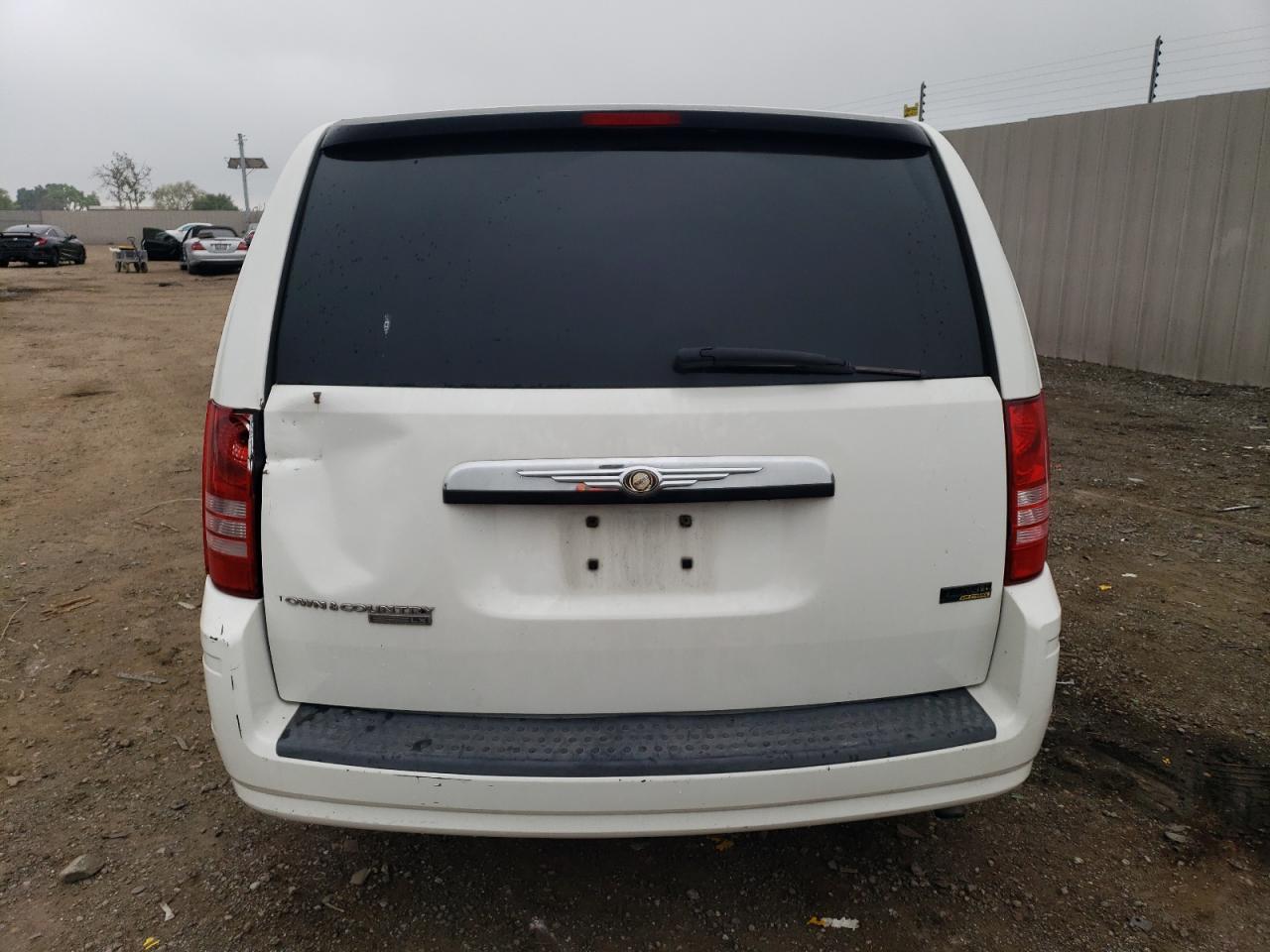 2A8HR44H28R675035 2008 Chrysler Town & Country Lx