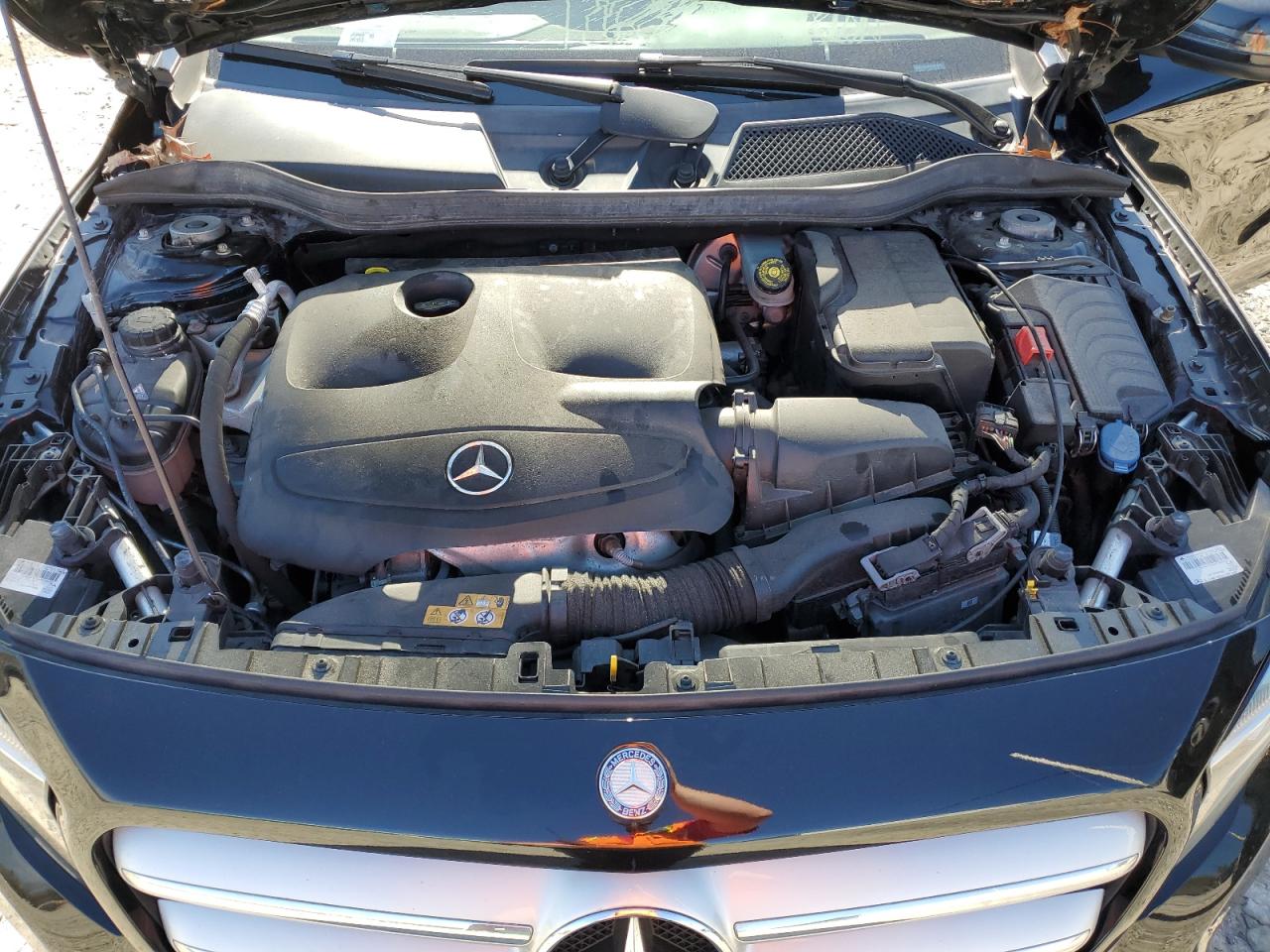 WDCTG4GB9HJ353652 2017 Mercedes-Benz Gla 250 4Matic