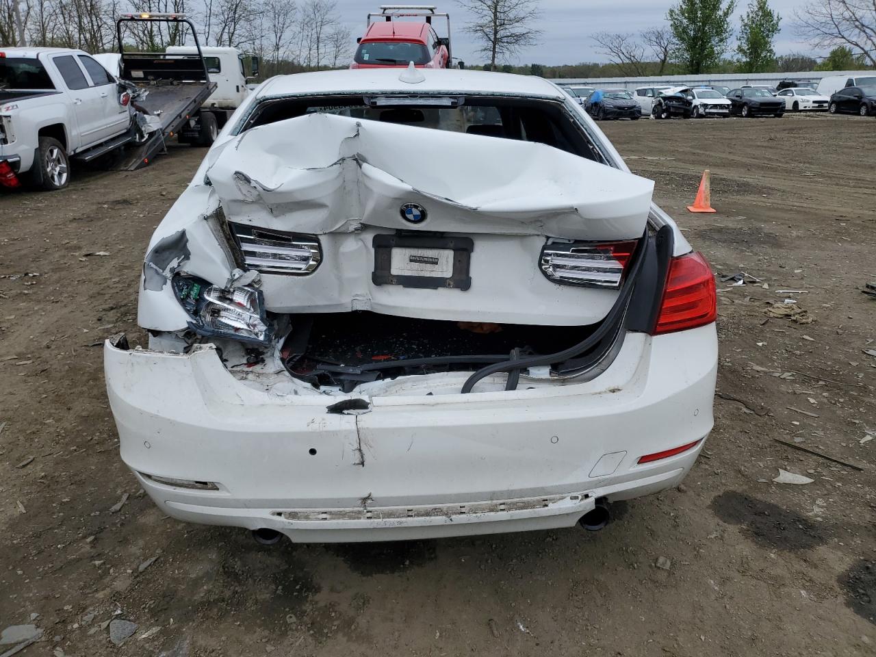 WBA3B9G55ENR92799 2014 BMW 335 Xi