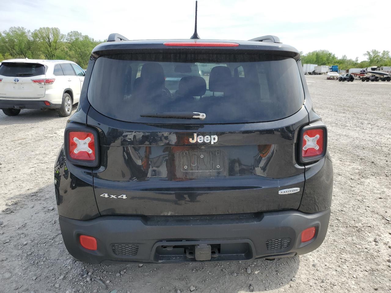 ZACCJBBB8HPG44095 2017 Jeep Renegade Latitude