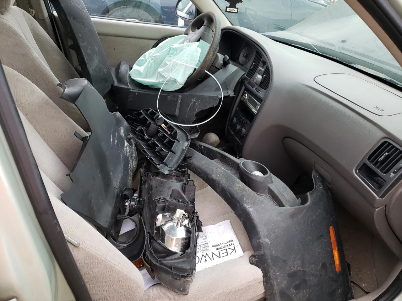 KMHDN46D84U918285 2004 Hyundai Elantra Gls