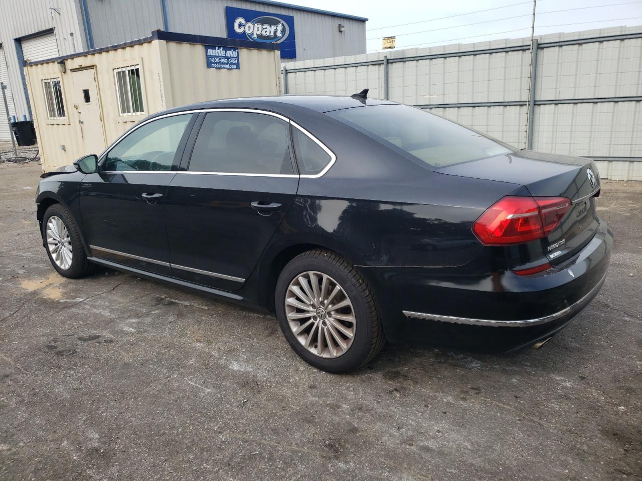 2017 Volkswagen Passat Se vin: 1VWBT7A39HC039890