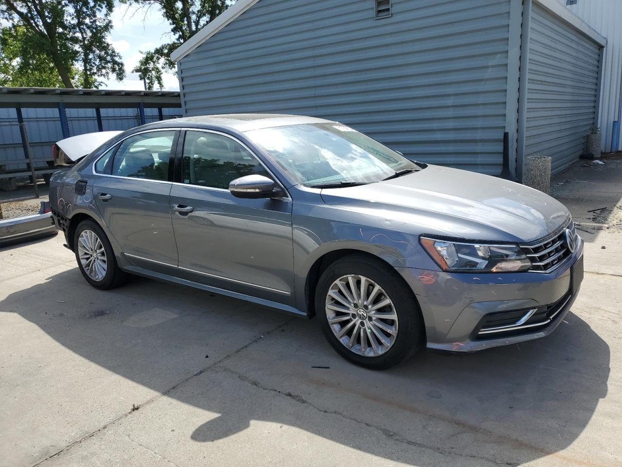 2017 Volkswagen Passat Se vin: 1VWBT7A32HC001675