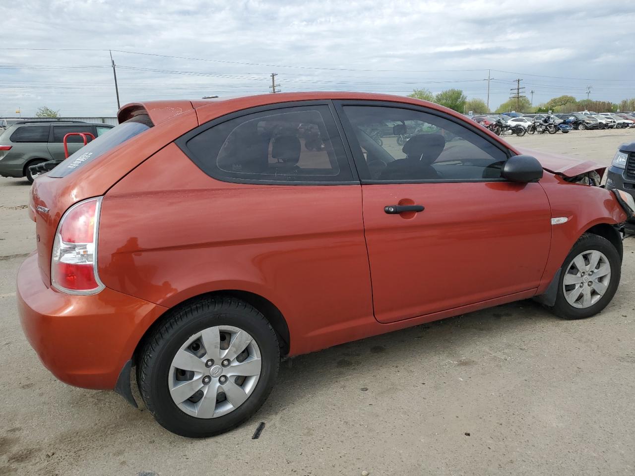 KMHCM36C68U086595 2008 Hyundai Accent Gs