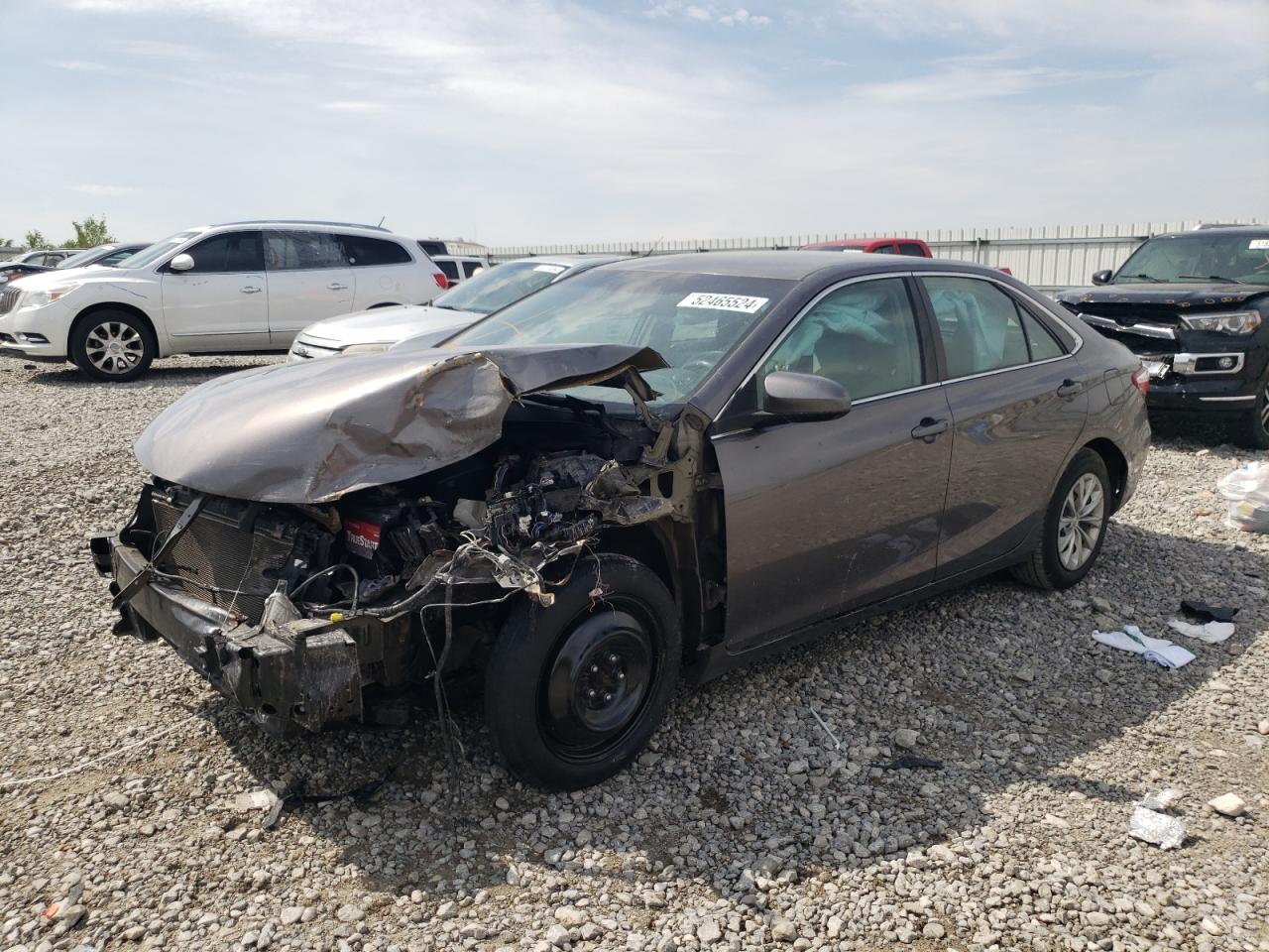 2017 Toyota Camry Le vin: 4T1BF1FKXHU327916