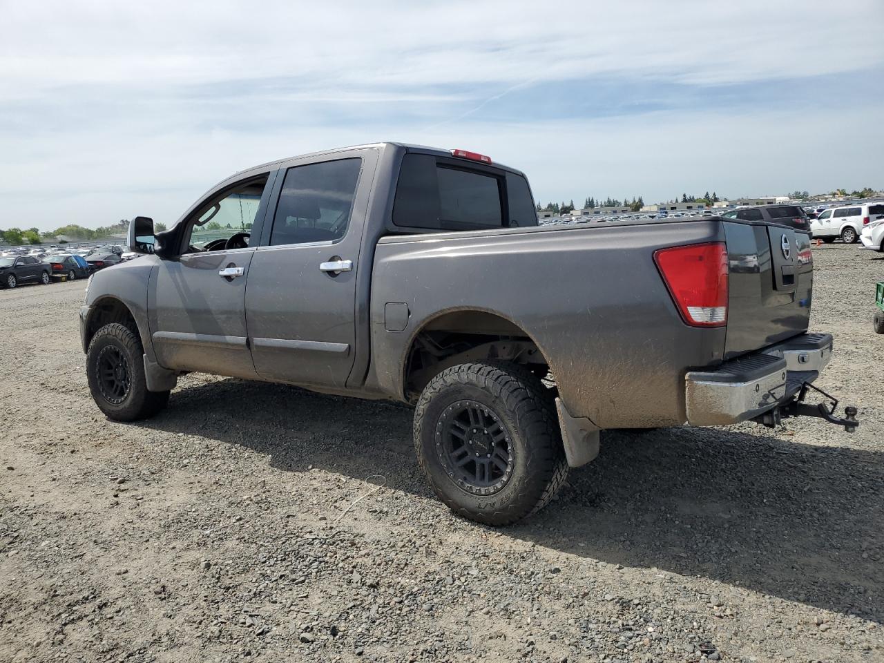 1N6AA07B75N502682 2005 Nissan Titan Xe