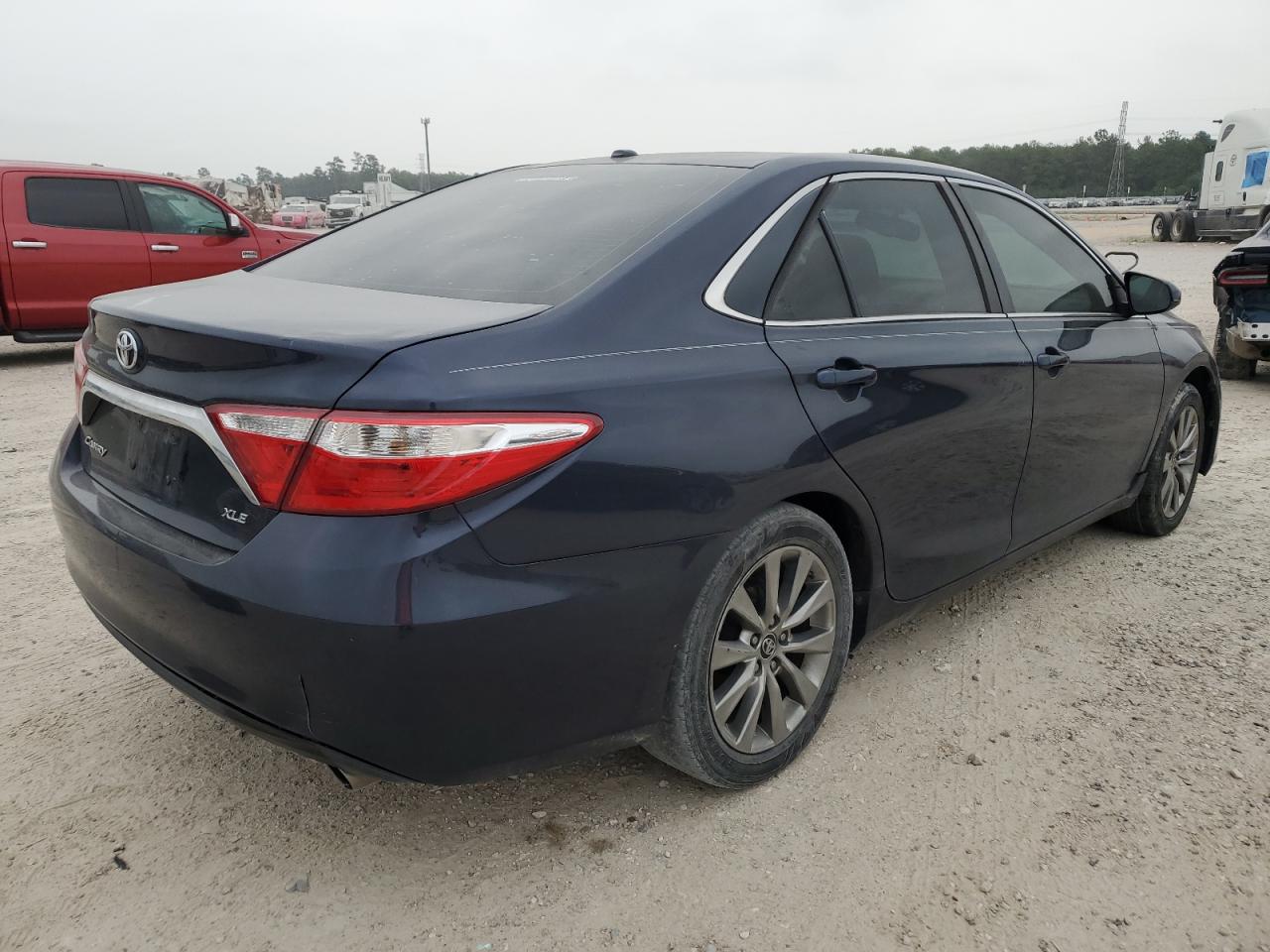 2015 Toyota Camry Le vin: 4T1BF1FK1FU874540