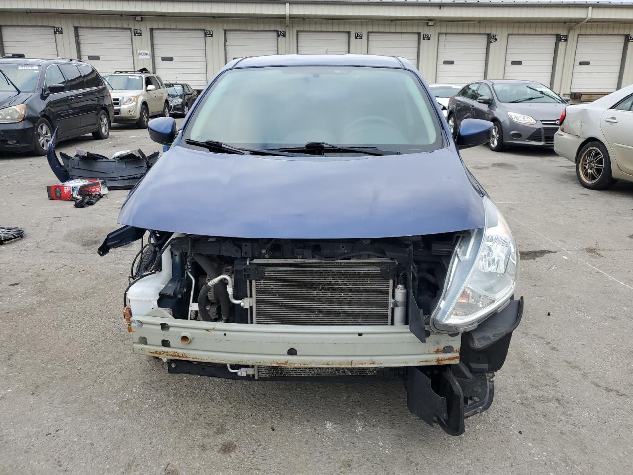 3N1CN7AP6KL812575 2019 Nissan Versa S