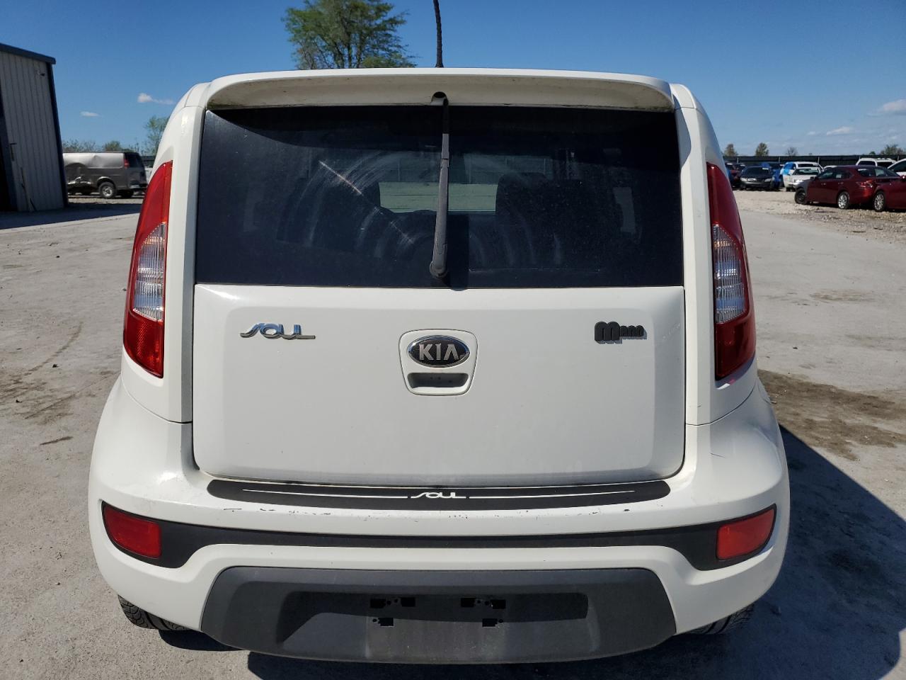 KNDJT2A57D7572049 2013 Kia Soul