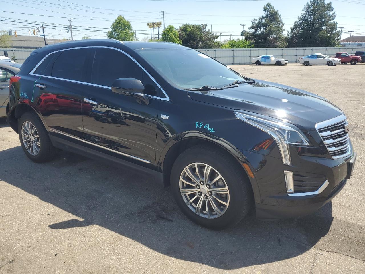 1GYKNBRS2HZ292343 2017 Cadillac Xt5 Luxury