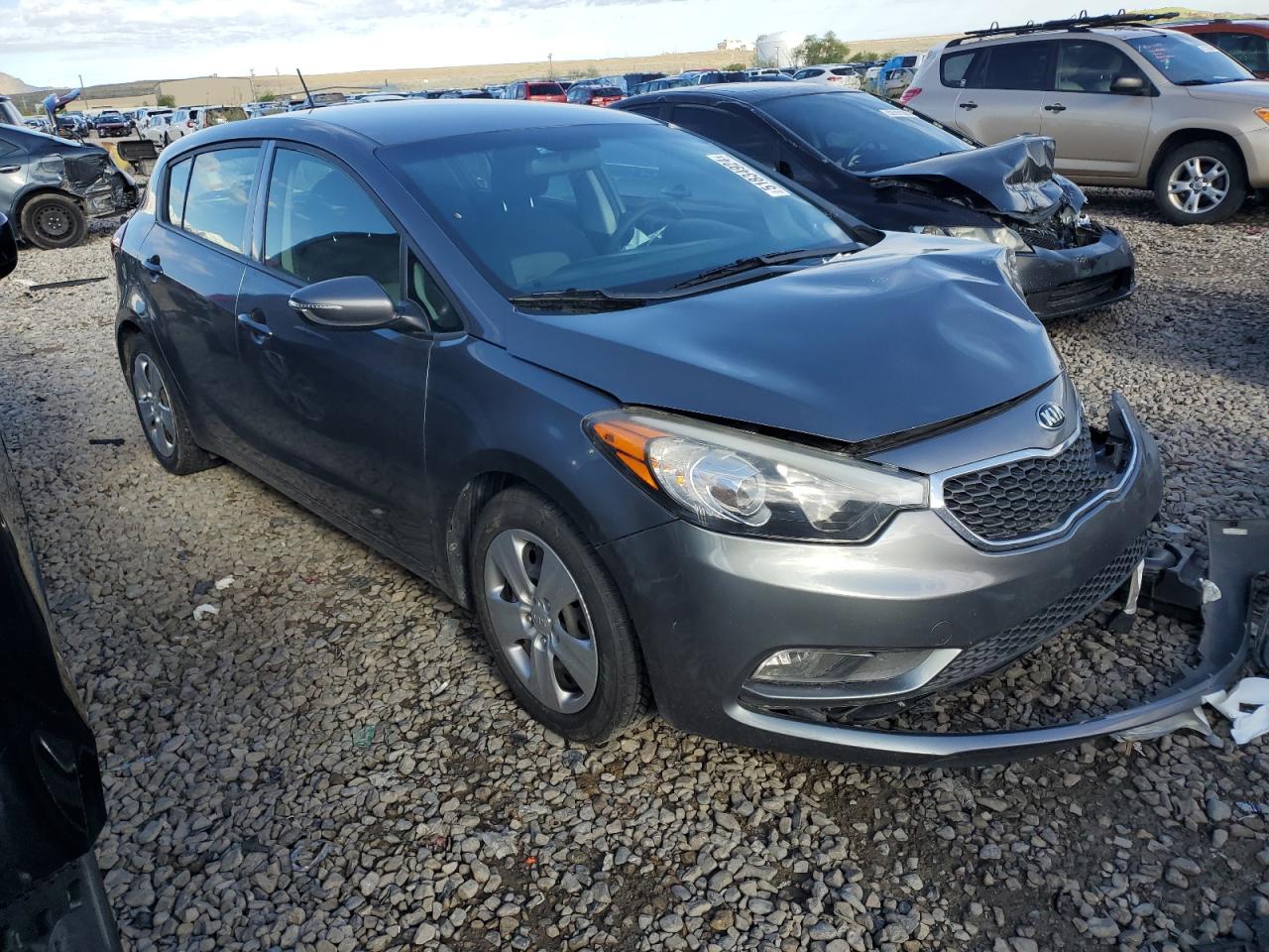 KNAFK5A88G5592425 2016 Kia Forte Lx