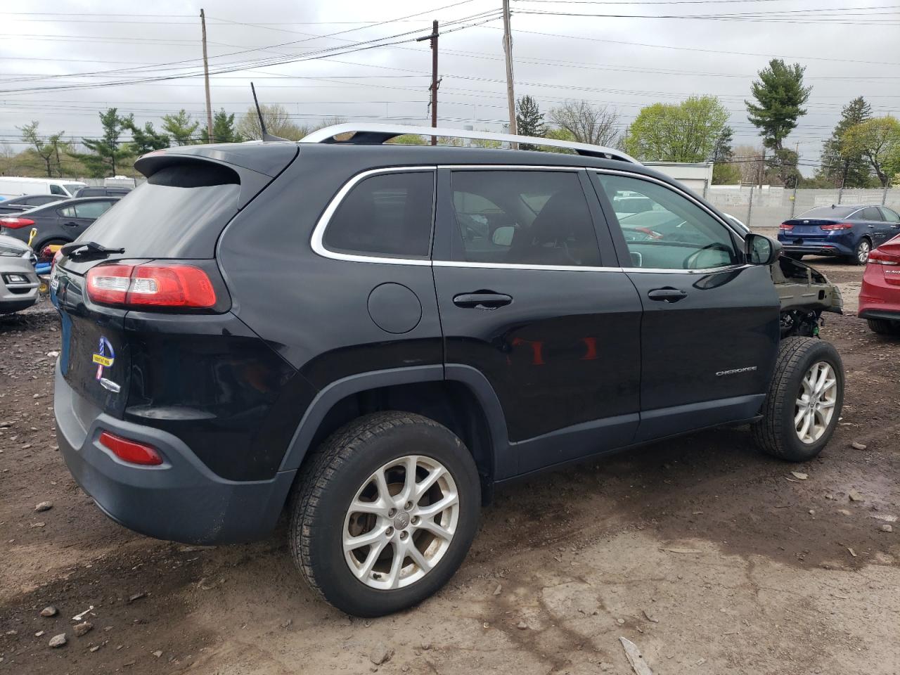 1C4PJMLB0JD535940 2018 Jeep Cherokee Latitude Plus