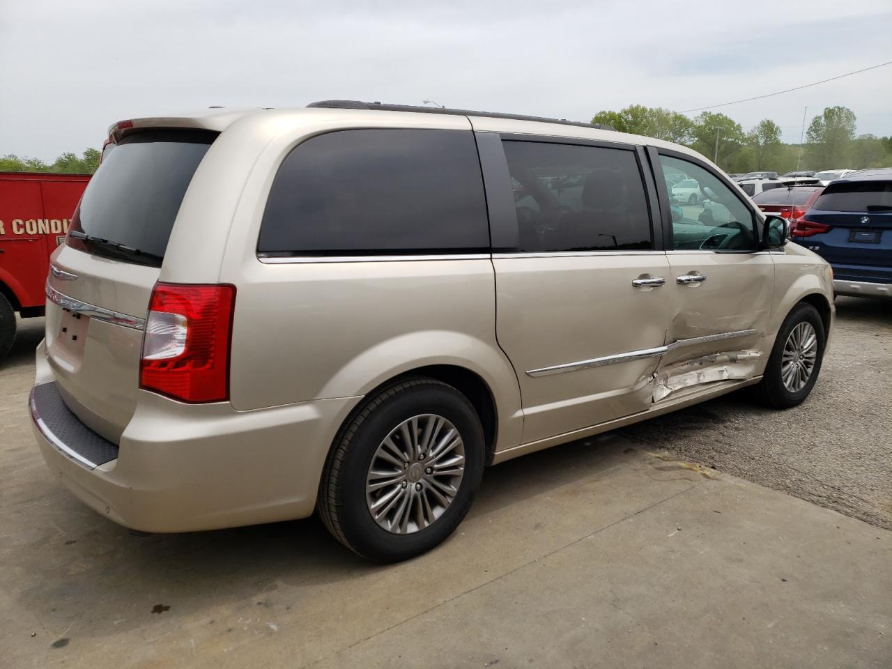 2C4RC1CG8ER275206 2014 Chrysler Town & Country Touring L