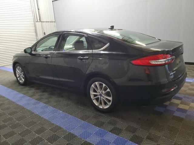 3FA6P0HD1LR150643 Ford Fusion SE 2