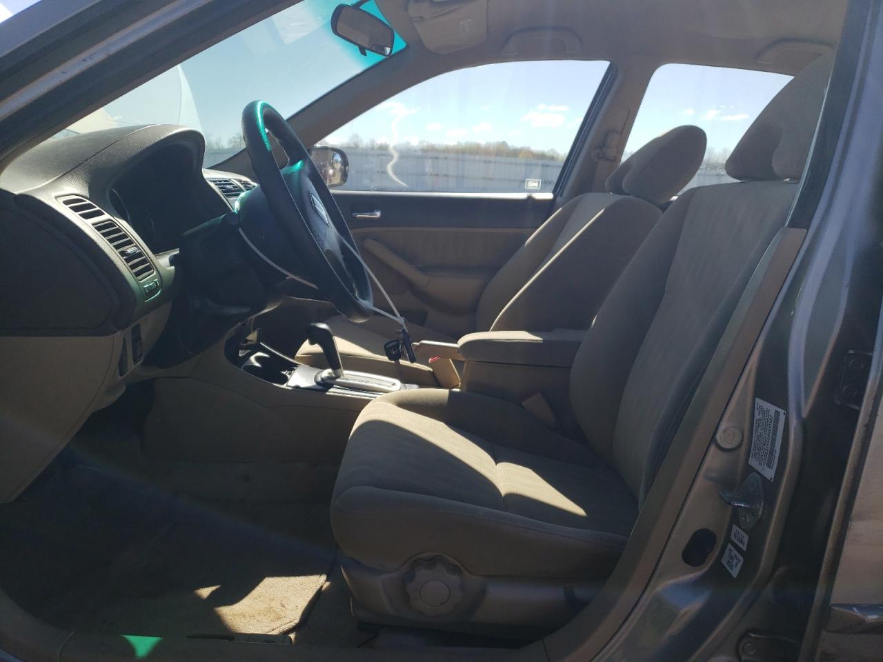 2HGES16554H631967 2004 Honda Civic Lx