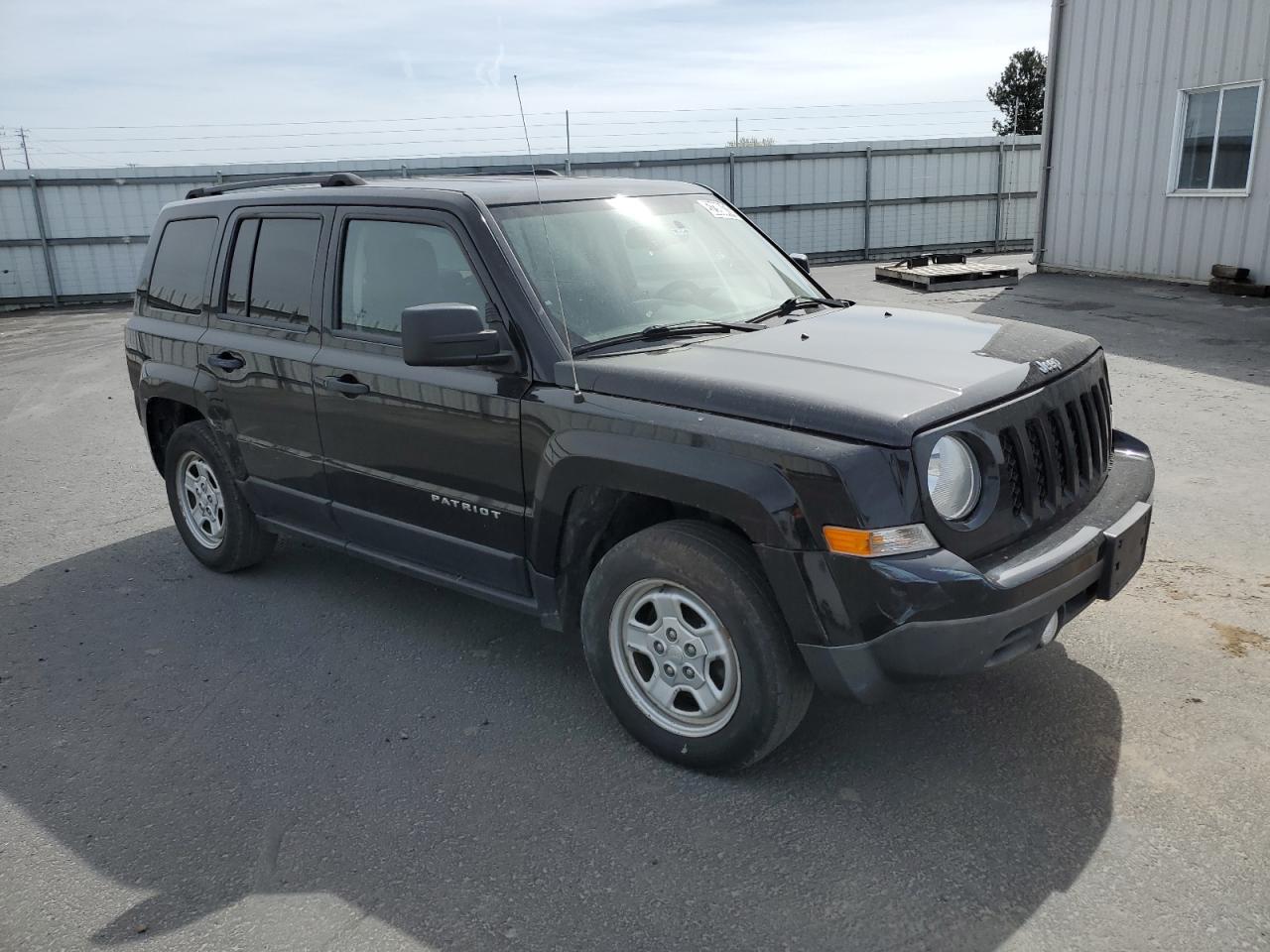 1C4NJPBA5GD765869 2016 Jeep Patriot Sport