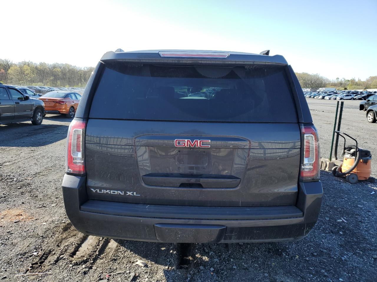 1GKS2GKC7GR453691 2016 GMC Yukon Xl K1500 Slt