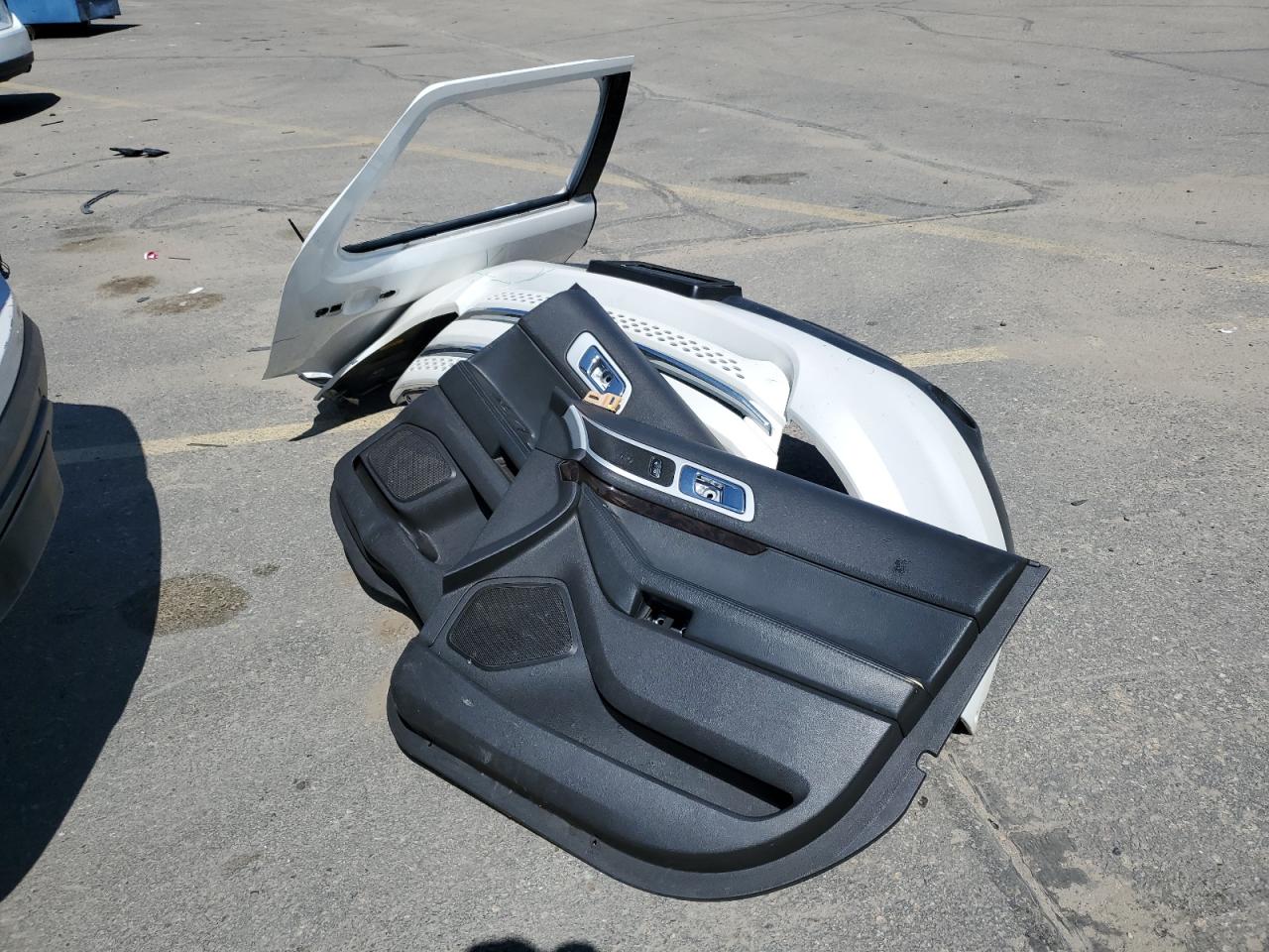 1FMHK8F81BGA54700 2011 Ford Explorer Limited