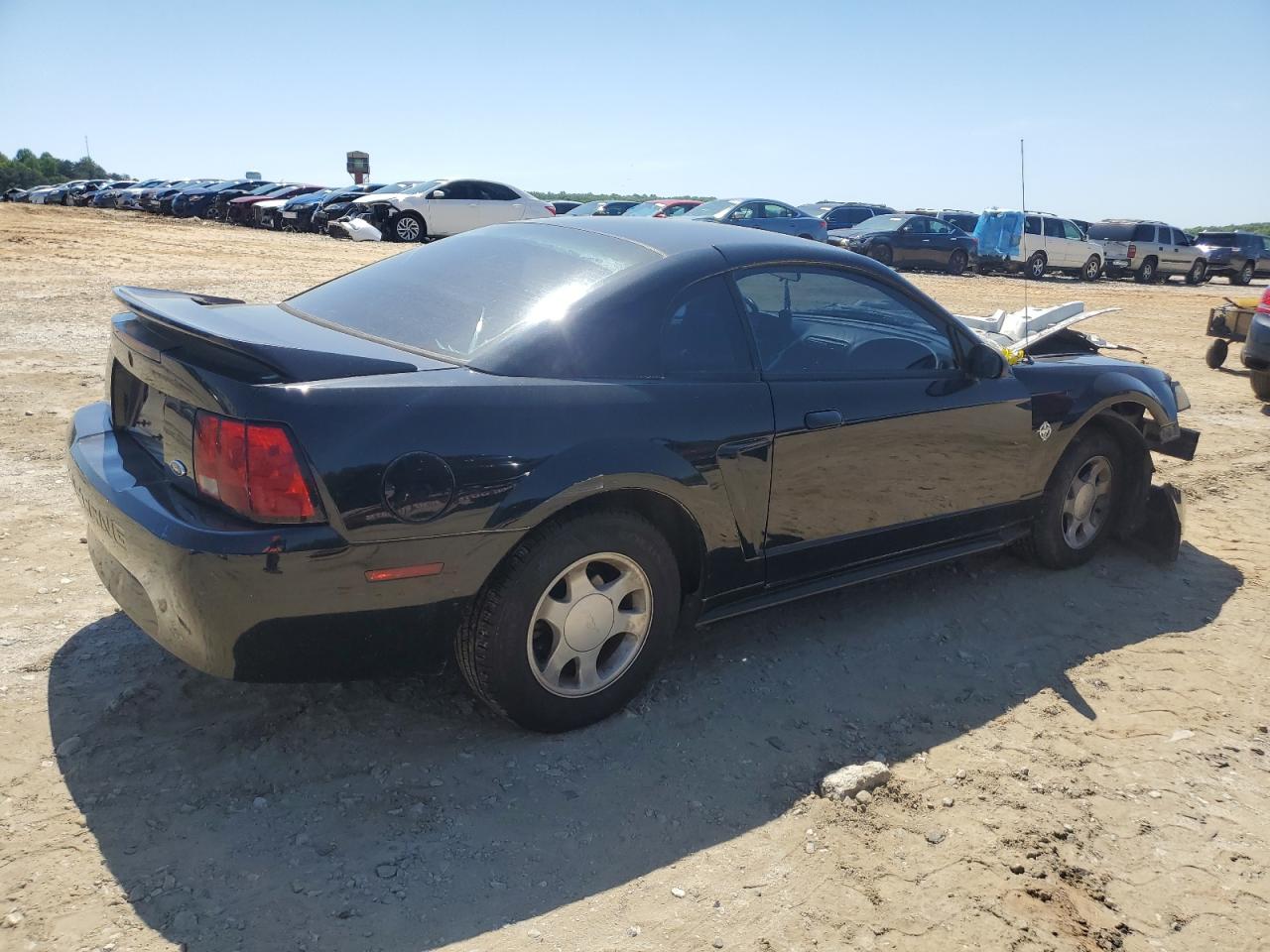 1FAFP4041XF233074 1999 Ford Mustang