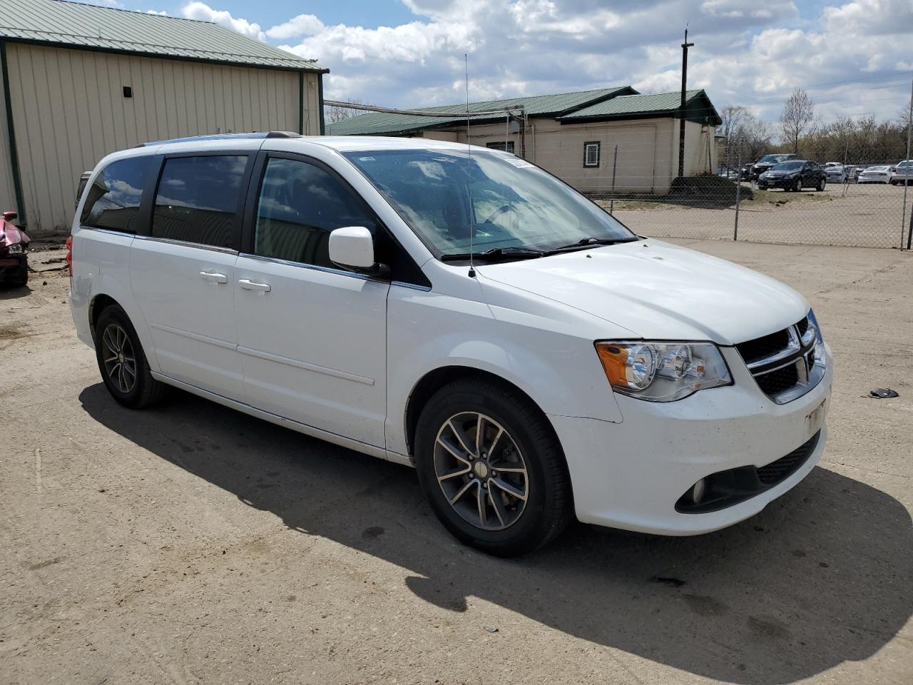 2C4RDGCG8HR625289 2017 Dodge Grand Caravan Sxt