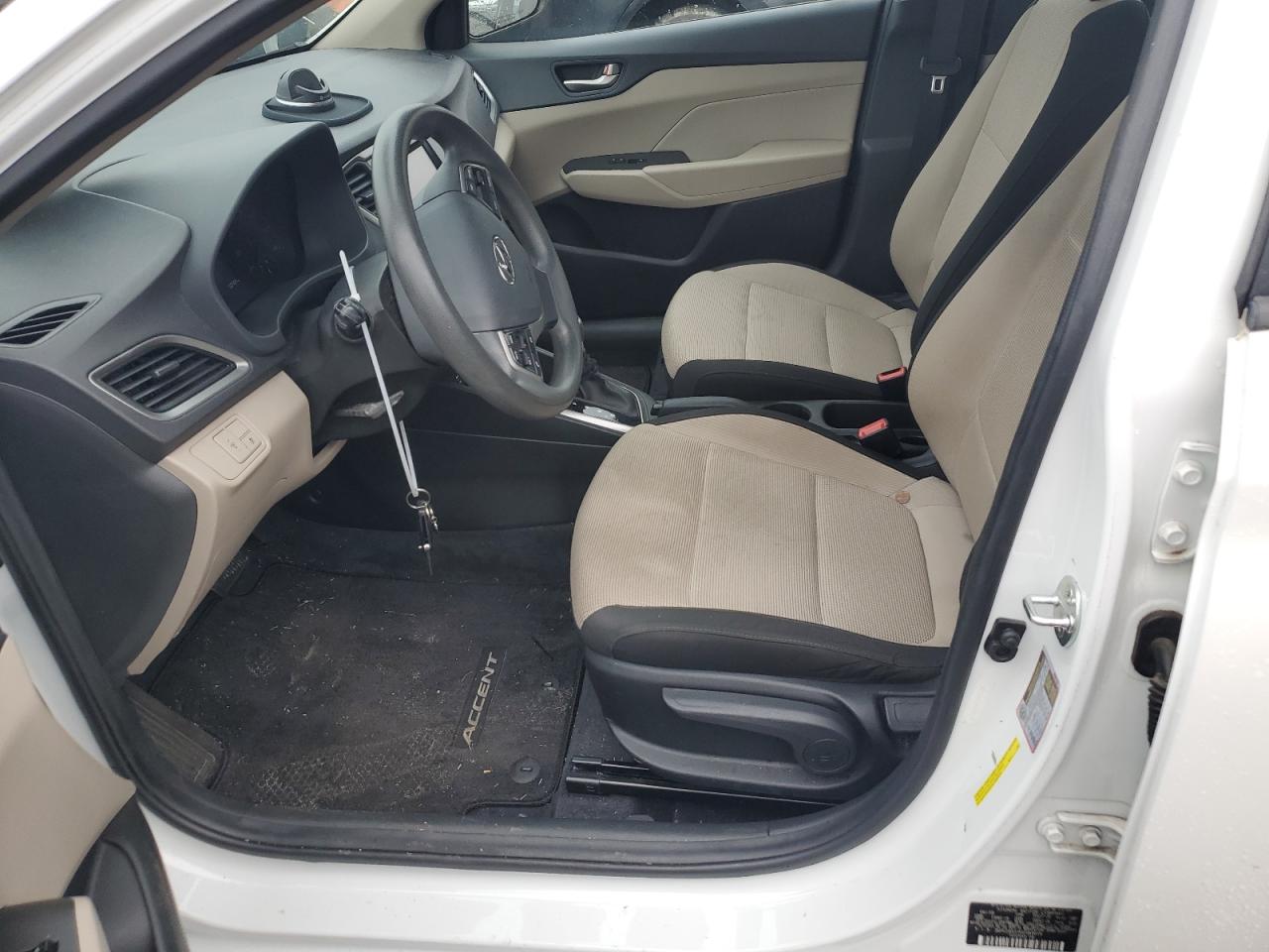 3KPC24A31KE043019 2019 Hyundai Accent Se