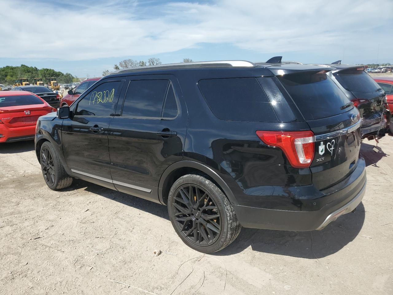 1FM5K7D8XGGA52936 2016 Ford Explorer Xlt