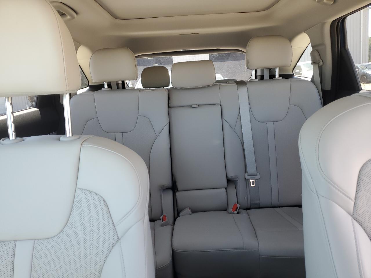 5XYRL4LCXPG242519 2023 Kia Sorento S