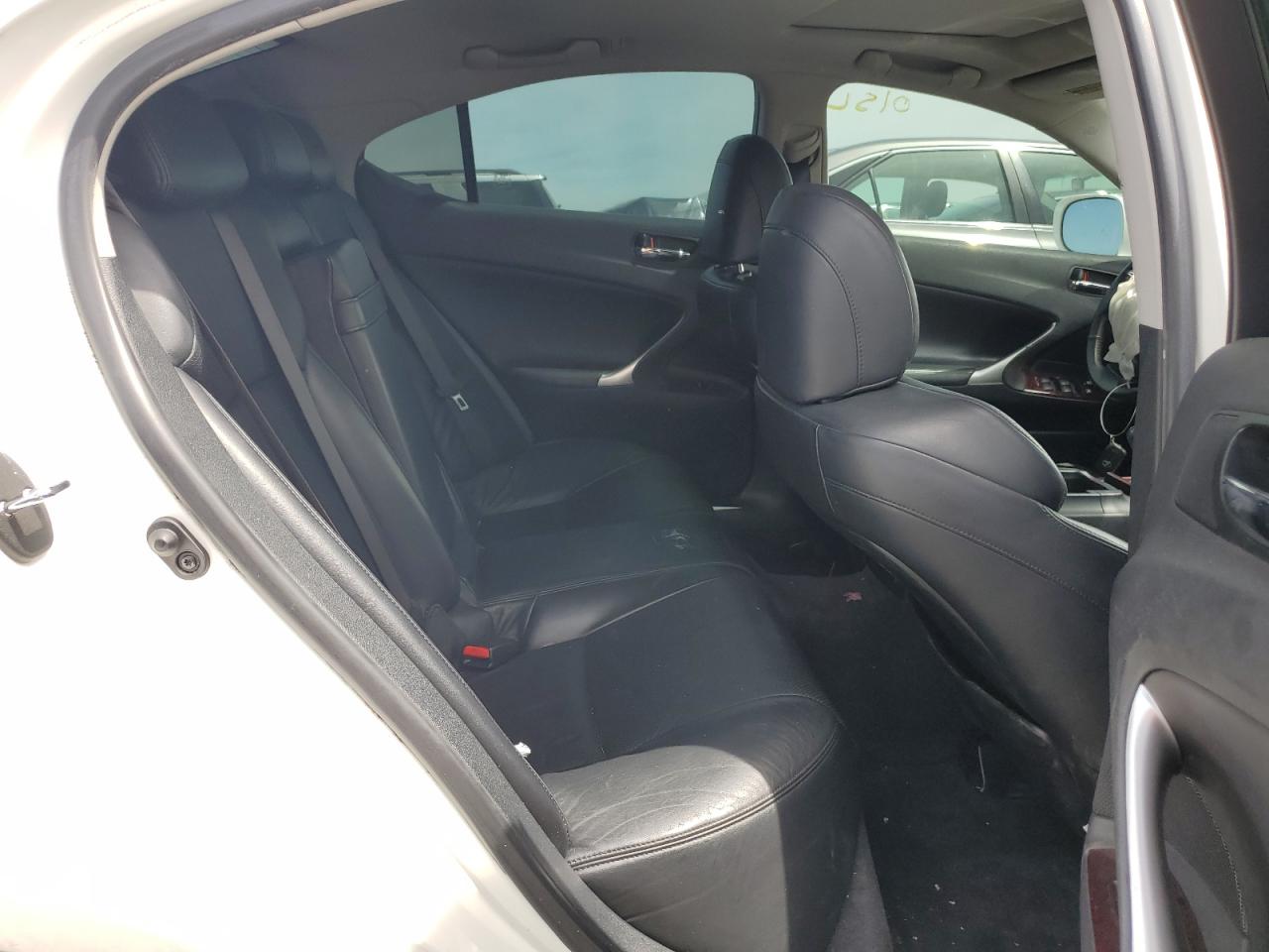 JTHBK262772042251 2007 Lexus Is 250