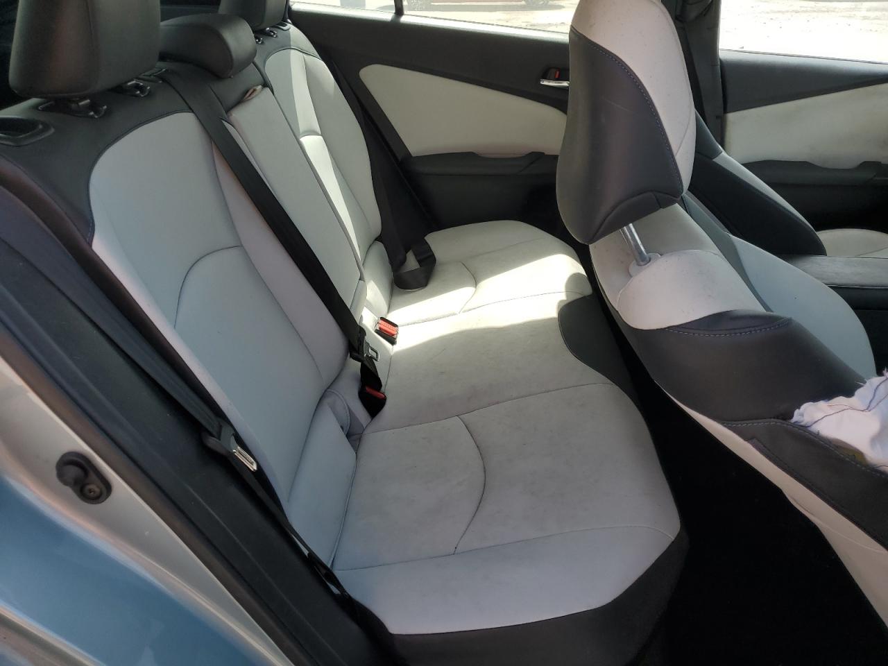 JTDKARFU2G3519046 2016 Toyota Prius