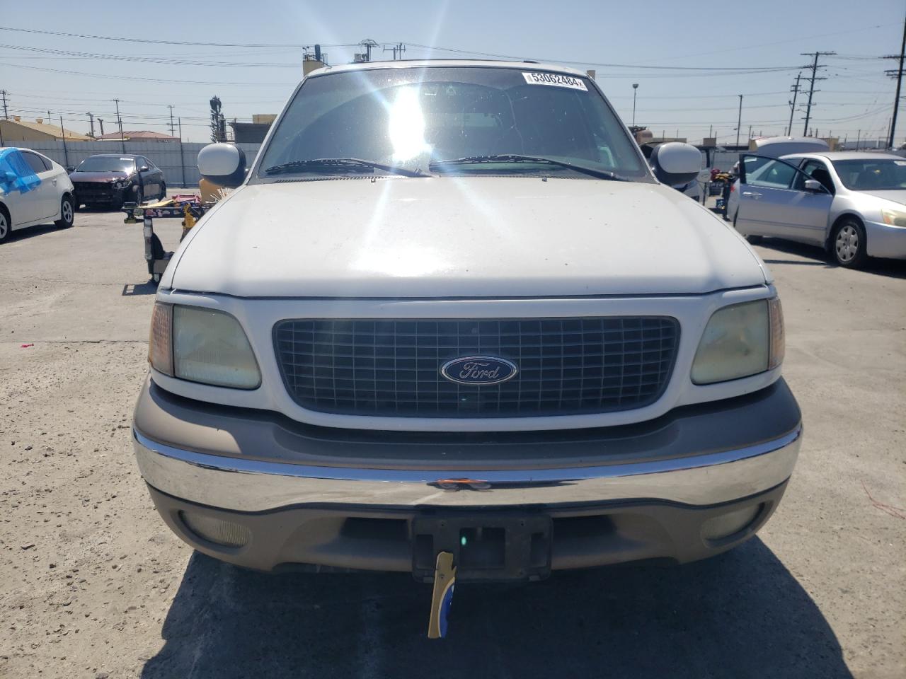 1FMRU17L72LA48321 2002 Ford Expedition Eddie Bauer