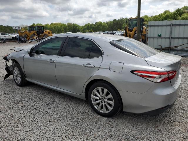 4T1B11HK9JU607604 2018 TOYOTA CAMRY - Image 2