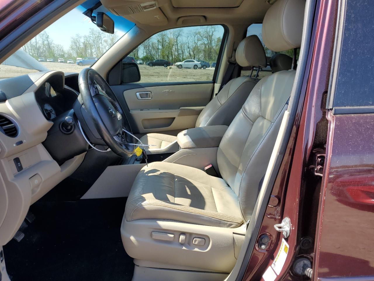 5FNYF4H61BB008890 2011 Honda Pilot Exl