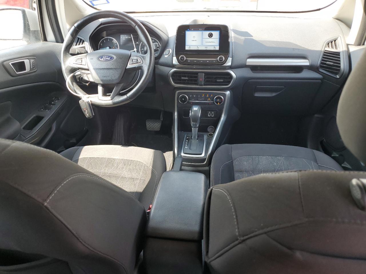 MAJ3P1TE4JC190994 2018 Ford Ecosport Se