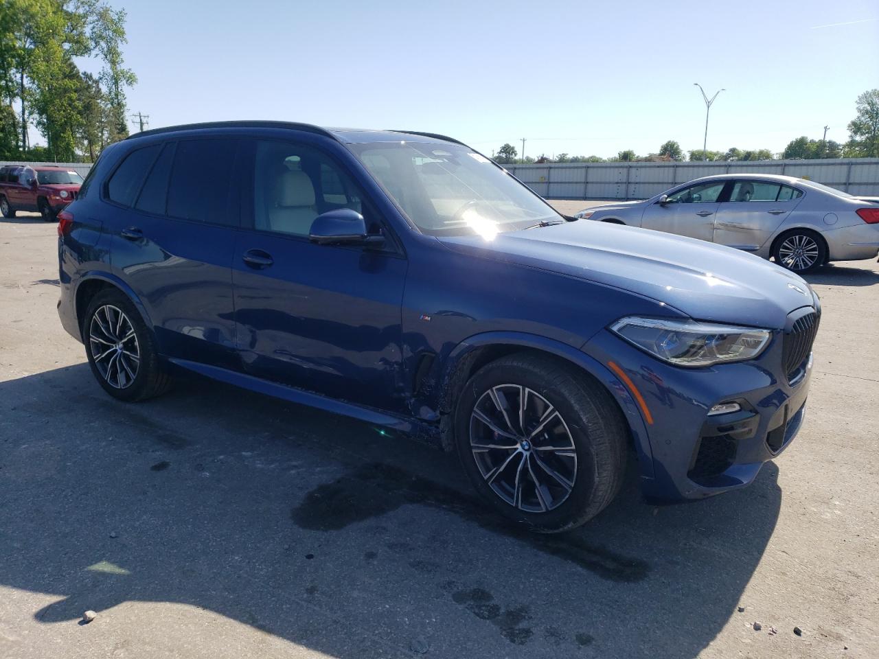 5UXJU2C57KLB15211 2019 BMW X5 xDrive50I