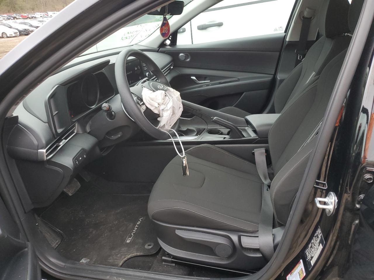 KMHLM4AG7NU344697 2022 Hyundai Elantra Sel