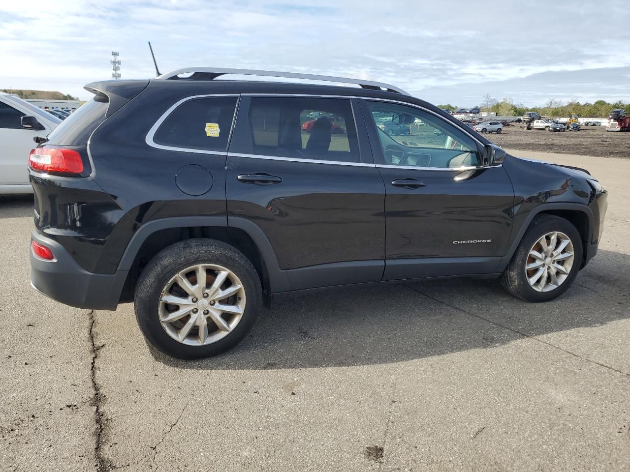 1C4PJMDB9HW656298 2017 Jeep Cherokee Limited