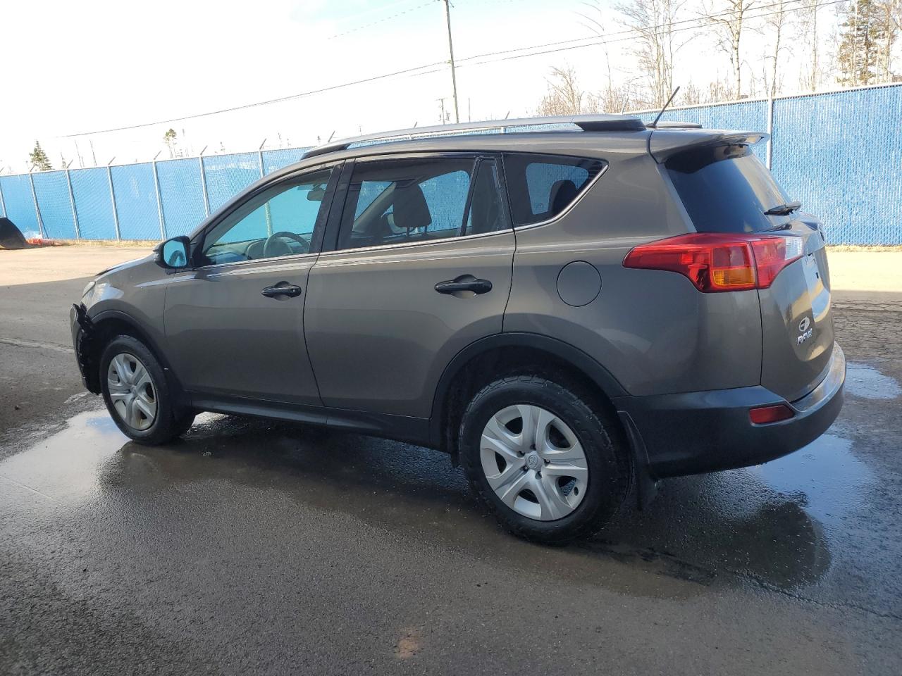 2T3BFREV0DW112475 2013 Toyota Rav4 Le