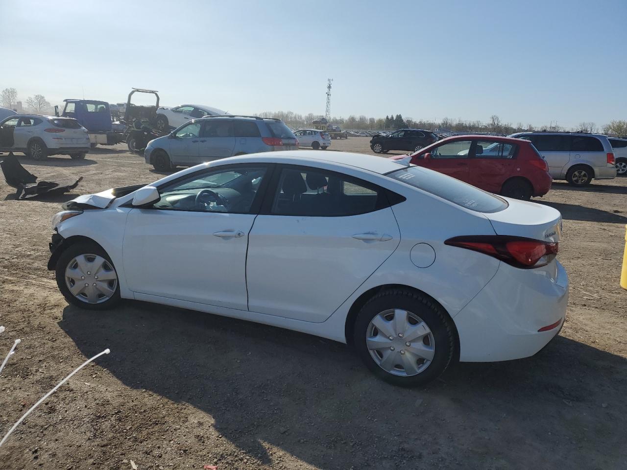 5NPDH4AE0FH568627 2015 Hyundai Elantra Se