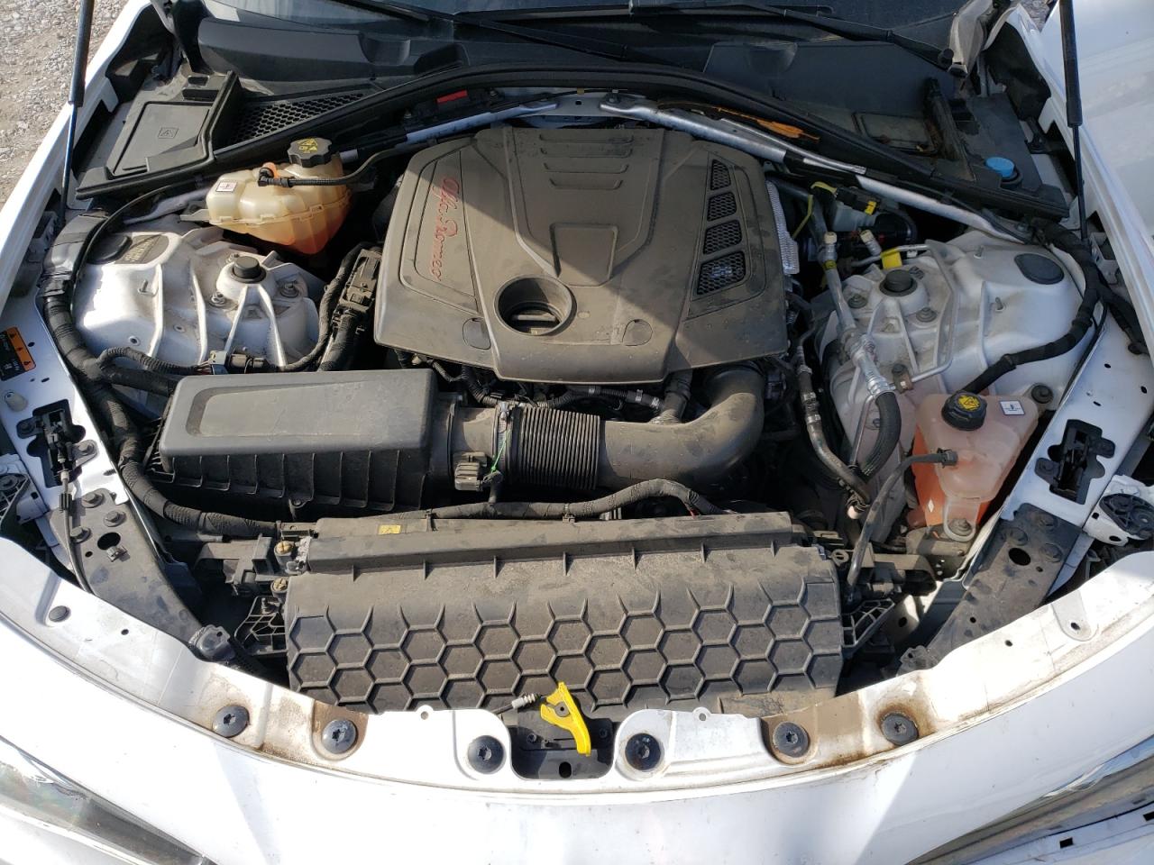 ZARFAEBNXH7548819 2017 Alfa Romeo Giulia