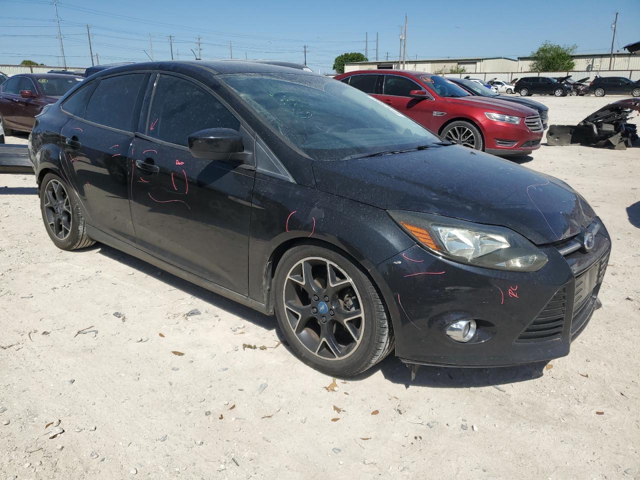 1FAHP3F27CL318294 2012 Ford Focus Se