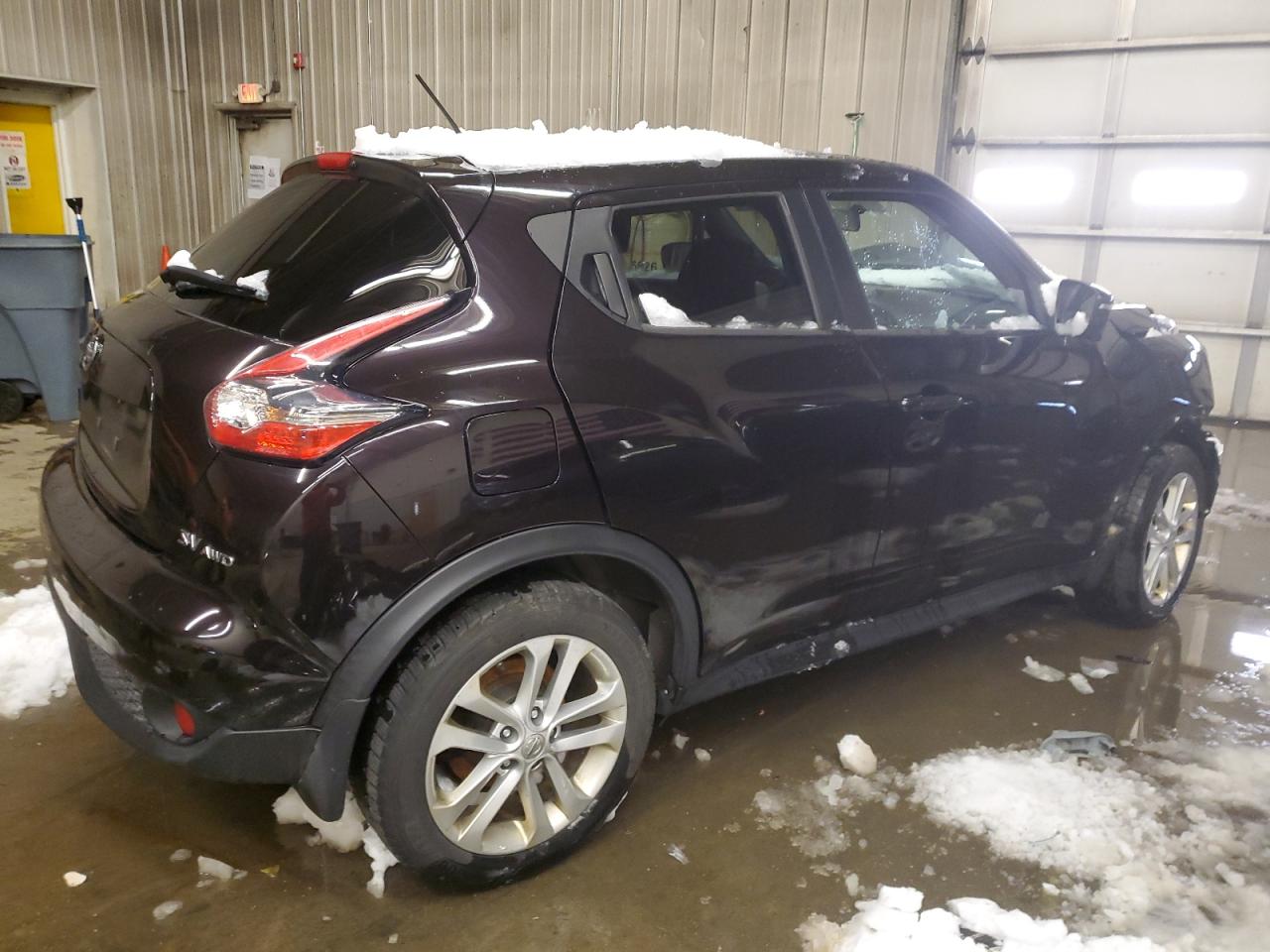 2015 Nissan Juke S vin: JN8AF5MV0FT552793