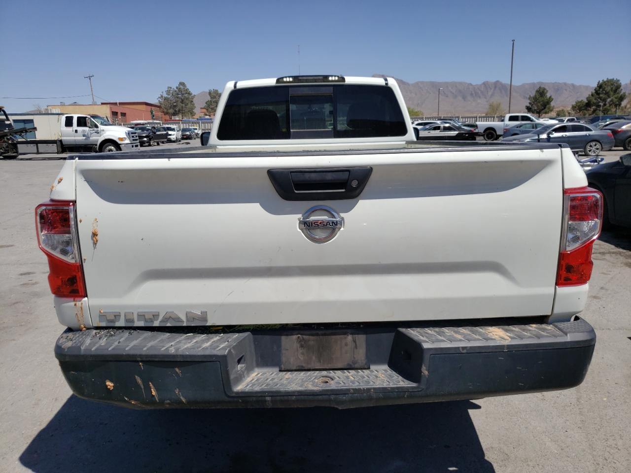 1N6AA1R7XHN532617 2017 Nissan Titan S