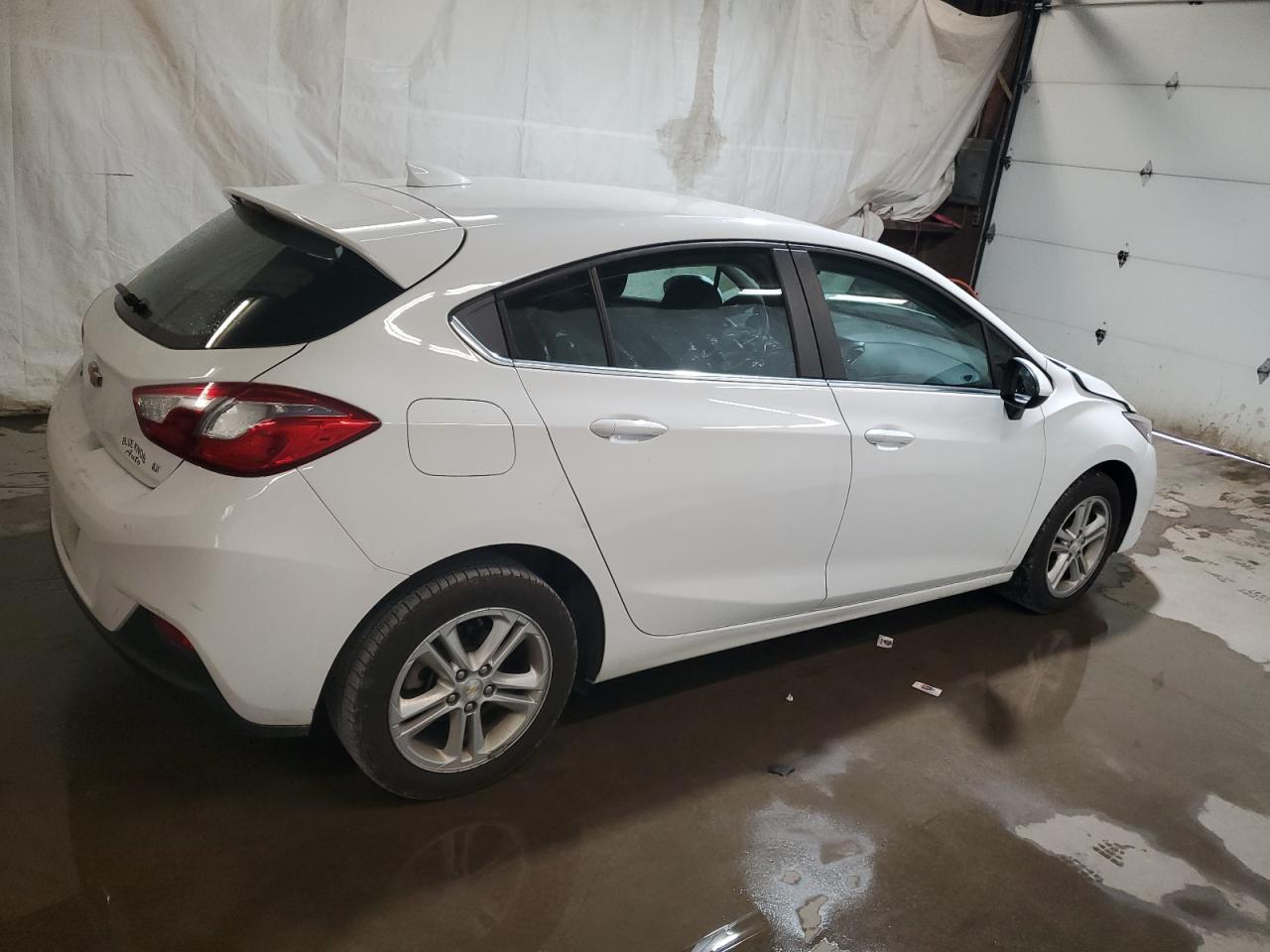 3G1BE6SM5JS611688 2018 Chevrolet Cruze Lt