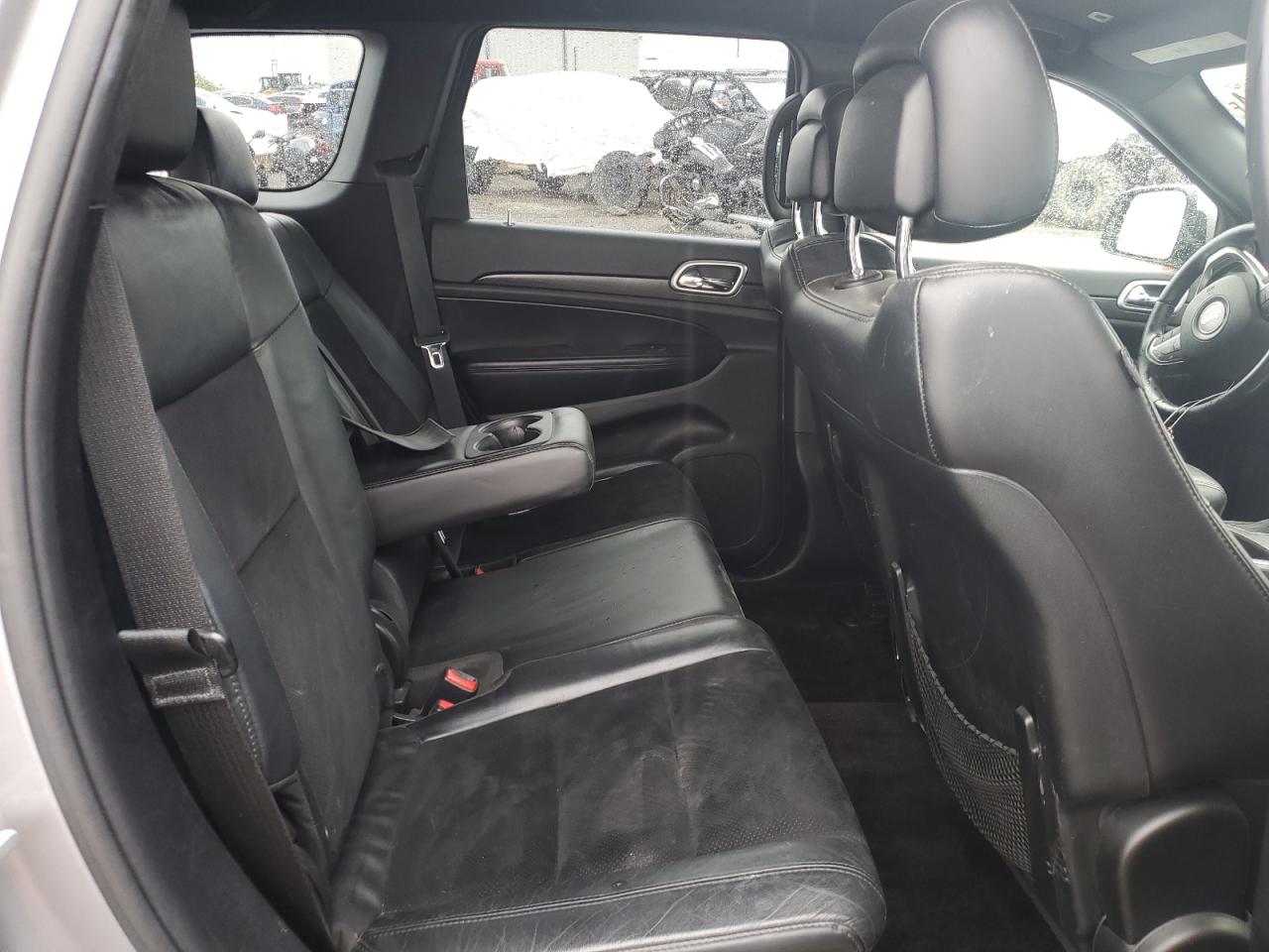 1C4RJFAG3JC469974 2018 Jeep Grand Cherokee Laredo