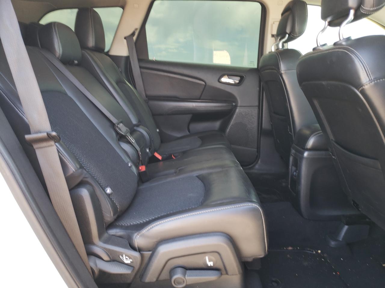 3C4PDCGG6JT274492 2018 Dodge Journey Crossroad