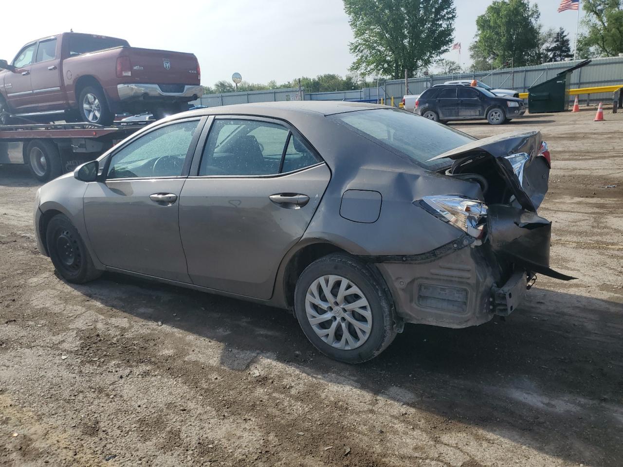 2018 Toyota Corolla L vin: 2T1BURHE1JC972926