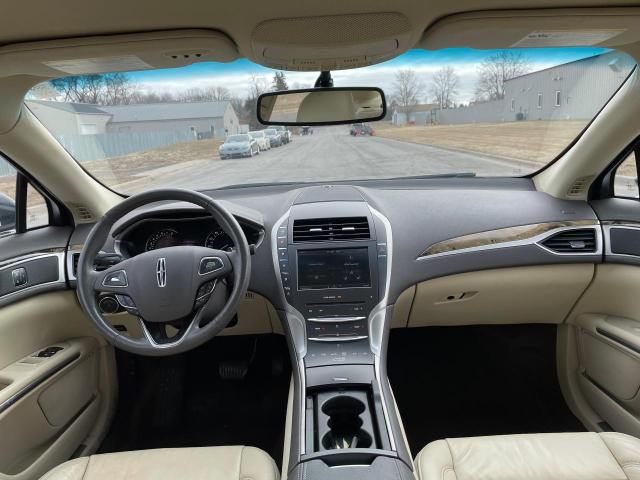 Lot #2461184820 2014 LINCOLN MKZ salvage car