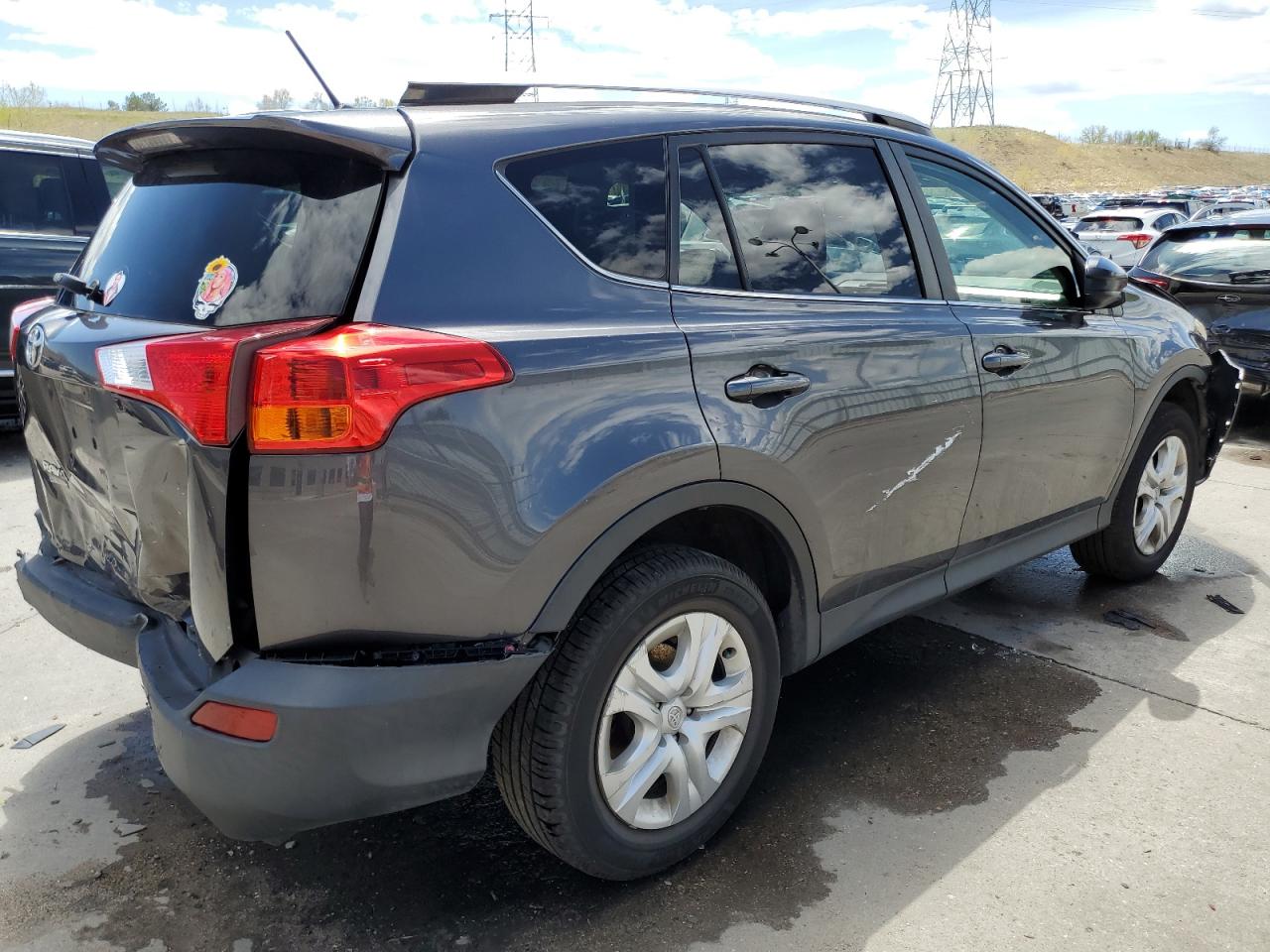 2015 Toyota Rav4 Le vin: JTMBFREV0FJ031574