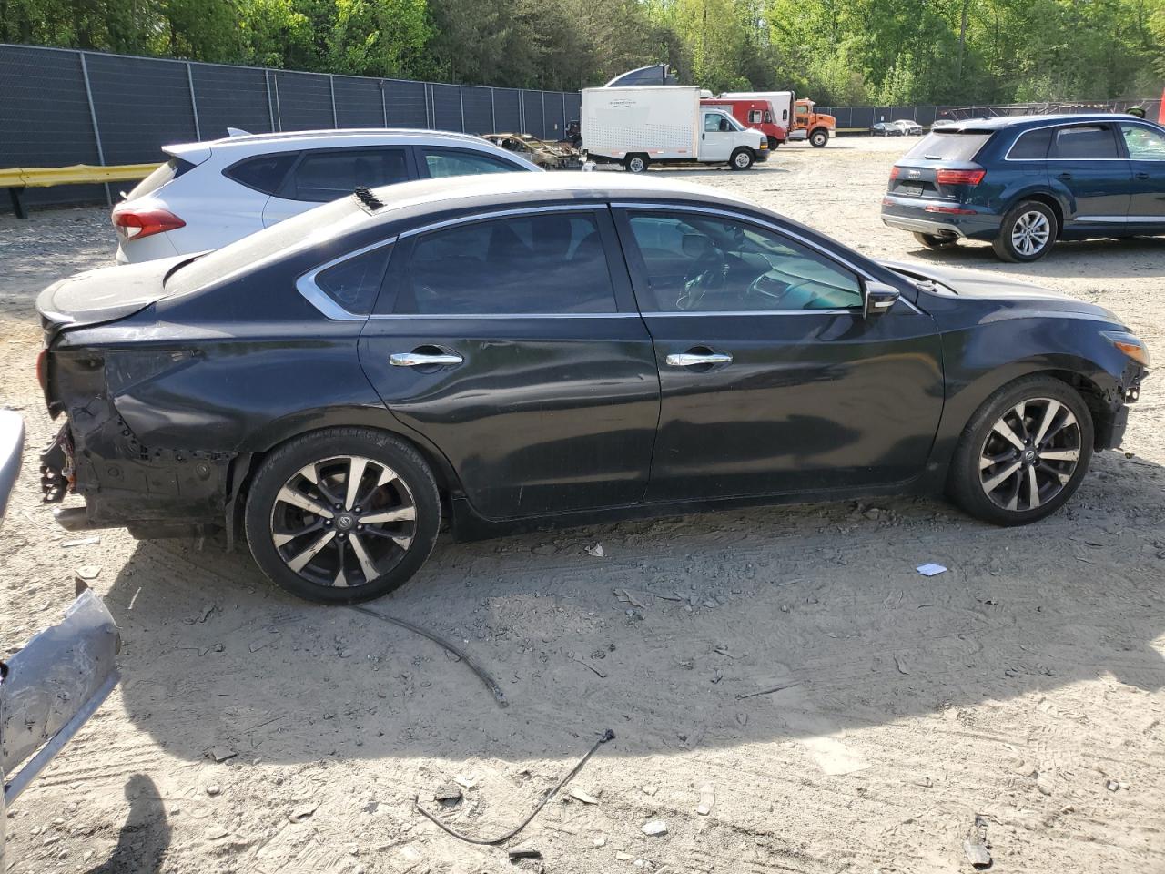 1N4AL3AP9GN390429 2016 Nissan Altima 2.5