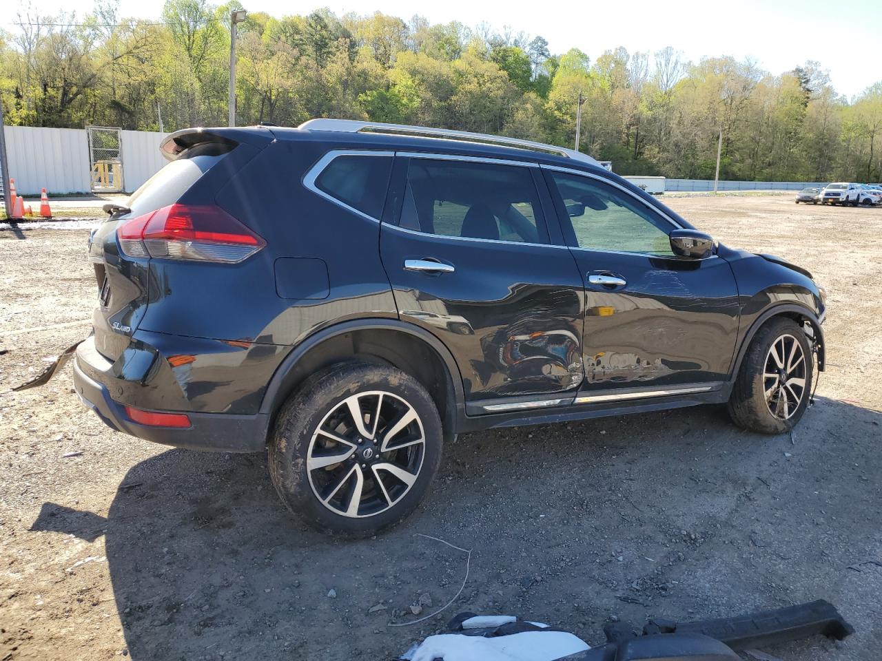 2019 Nissan Rogue S vin: 5N1AT2MV1KC826866